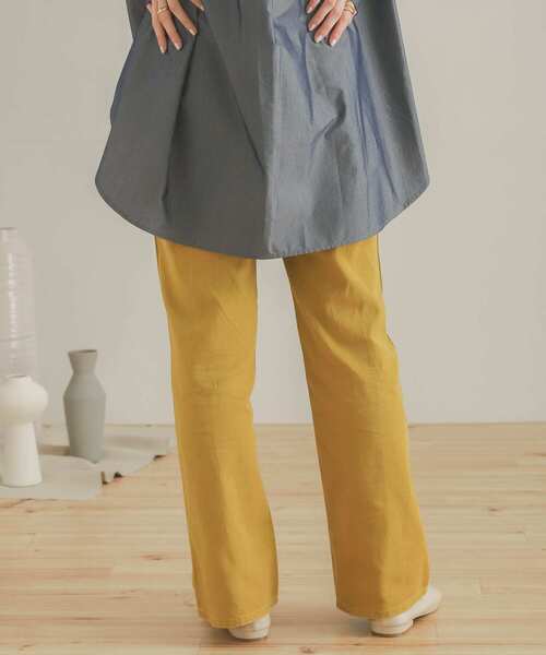 SENSE OF PLACE by URBAN RESEARCH(センスオブプレイスバイアーバンリサーチ)の「『TALLサイズあり』カツラギストレートパンツ(デニムパンツ・レディース・ベージュ/カーキ/アイボリー/マスタード/バーガンディー・SMALL/MEDIUM/X-SMALL/TALL)」の11枚目の写真