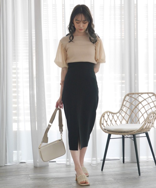 LIPSERVICE（リップサービス）の「バックベルトミディスカート（スカート・レディース・ブラック/ピンク/ライトベージュ・S/M）」の11枚目の写真