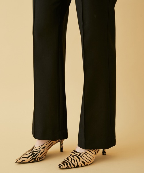 MADEMOISELLE ROPE'(マドモアゼル ロペ)の「センターピンタックフレアパンツ(その他パンツ・レディース・ブラック/グリーン系その他/レンガ・38/36)」の13枚目の写真