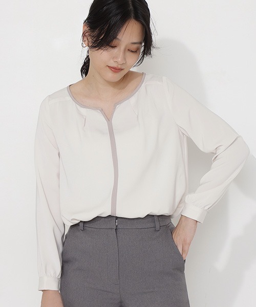 NATURAL BEAUTY BASIC(ナチュラルビューティーベーシック)の「バイカラーブラウス(シャツ/ブラウス・レディース・ベージュ/アイボリー・マルチサイズ)」の16枚目の写真