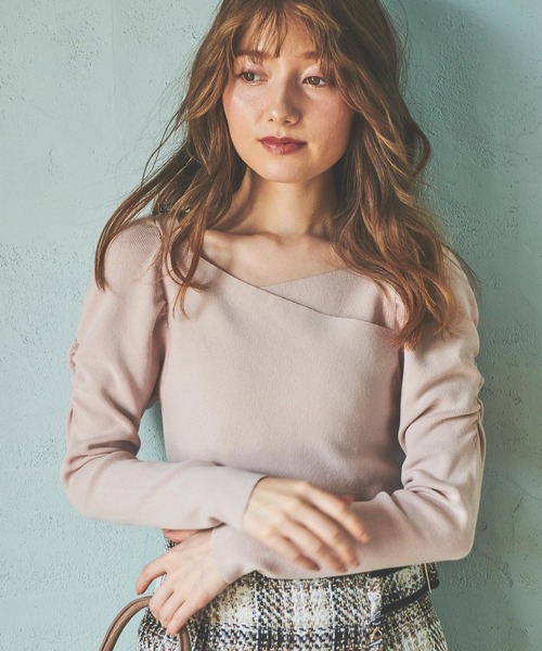 NOELA(ノエラ)の「カシュクールパワショルニット(ニット/セーター・レディース・ブラック/ベージュ/ブラウン/ボルドー・FREE)」の3枚目の写真