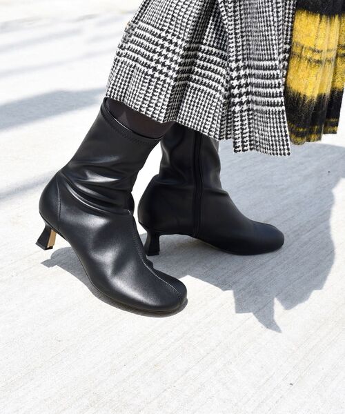 SHIPS（シップス）の「オブリークトゥショートブーツ◇（ブーツ・レディース・ブラック/ブラウン・38/36/37）」の13枚目の写真