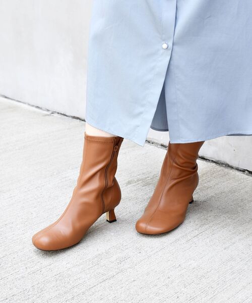 SHIPS（シップス）の「オブリークトゥショートブーツ◇（ブーツ・レディース・ブラック/ブラウン・38/36/37）」の18枚目の写真