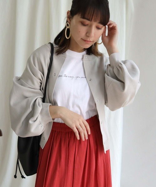 HER CLOSET(ハークローゼット)の「【shemoshelly】前後2WAYリングスナップニットショートカーディガン(カーディガン/ボレロ・レディース・チャコールグレー/ライトグレー/ライトブルー/ブラック/ダークブラウン/グリーン/グレイッシュベージュ/テラコッタ・M)」の4枚目の写真