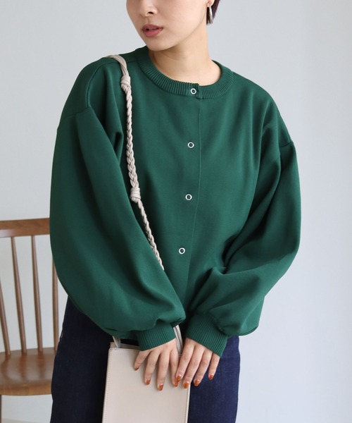 HER CLOSET(ハークローゼット)の「【shemoshelly】前後2WAYリングスナップニットショートカーディガン(カーディガン/ボレロ・レディース・チャコールグレー/ライトグレー/ライトブルー/ブラック/ダークブラウン/グリーン/グレイッシュベージュ/テラコッタ・M)」の13枚目の写真