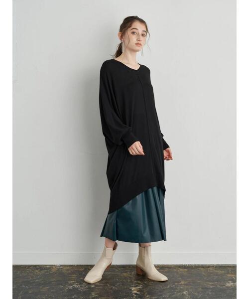 YECCA VECCA（イェッカヴェッカ）の「ファイクレザープリーツスカート＊（スカート・レディース・ベージュ/グリーン/ブラック・FREE）」の13枚目の写真