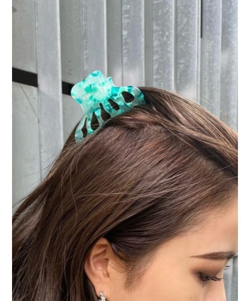 SLY(スライ)の「Sly Skin DEFOMATION VANCE ヘアーバンス(バレッタ/ヘアクリップ・レディース・グリーン系その他2/ベージュ系その他・FREE)」の19枚目の写真