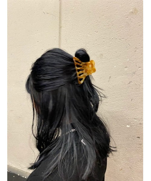 SLY(スライ)の「Sly Skin DEFOMATION VANCE ヘアーバンス(バレッタ/ヘアクリップ・レディース・グリーン系その他2/ベージュ系その他・FREE)」の17枚目の写真
