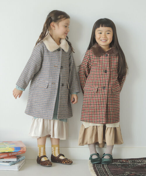 B:MING by BEAMS（ビーミングバイビームス）の「B:MING by BEAMS / ファー付き チェック コート（90~150cm）（ステンカラーコート・キッズ・ベージュ系その他/レッド系その他・90/100/110/120/130/140/150）」の6枚目の写真