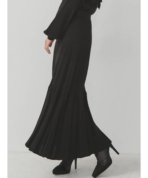 RESEXXY(リゼクシー)の「ニットフレアスカート【セットアップ着用可能】(スカート・レディース・ブラック/ブルー/モカ・FREE)」の2枚目の写真