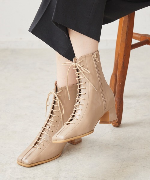 menue(メヌエ)の「スクエアトゥレースアップブーツ(ブーツ・レディース・ブラック/アイボリー/グレイッシュベージュ・LL/3L/S/M/L/XS)」の3枚目の写真