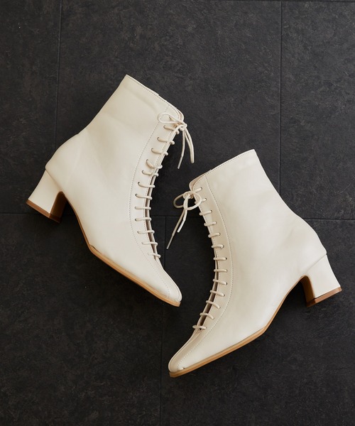 menue(メヌエ)の「スクエアトゥレースアップブーツ(ブーツ・レディース・ブラック/アイボリー/グレイッシュベージュ・LL/3L/S/M/L/XS)」の13枚目の写真