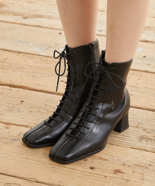 menue(メヌエ)の「スクエアトゥレースアップブーツ(ブーツ・レディース・ブラック/アイボリー/グレイッシュベージュ・LL/3L/S/M/L/XS)」の17枚目の写真