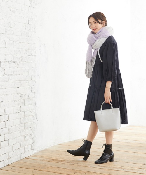 menue(メヌエ)の「スクエアトゥレースアップブーツ(ブーツ・レディース・ブラック/アイボリー/グレイッシュベージュ・LL/3L/S/M/L/XS)」の11枚目の写真