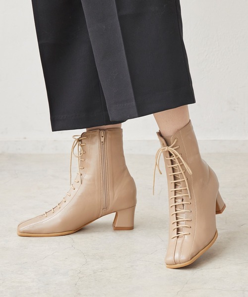 menue(メヌエ)の「スクエアトゥレースアップブーツ(ブーツ・レディース・ブラック/アイボリー/グレイッシュベージュ・LL/3L/S/M/L/XS)」の12枚目の写真