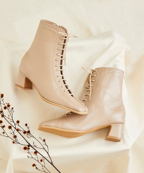 menue(メヌエ)の「スクエアトゥレースアップブーツ(ブーツ・レディース・ブラック/アイボリー/グレイッシュベージュ・LL/3L/S/M/L/XS)」の15枚目の写真