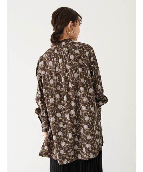 CRAFT STANDARD BOUTIQUE（クラフトスタンダードブティック）の「袖ギャザーバンドカラーシャツチュニック　＊（シャツ/ブラウス・レディース・ネイビー/ブラウン・FREE）」の7枚目の写真