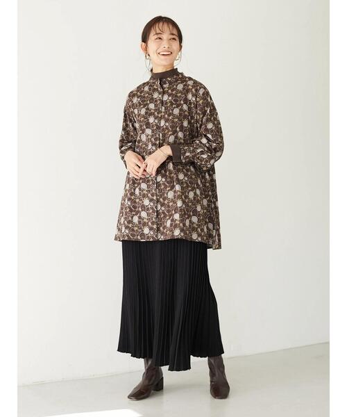 CRAFT STANDARD BOUTIQUE（クラフトスタンダードブティック）の「袖ギャザーバンドカラーシャツチュニック　＊（シャツ/ブラウス・レディース・ネイビー/ブラウン・FREE）」の8枚目の写真