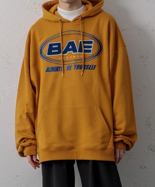 Adoon plain(アドーンプレーン)の「【Adoon plain】サガラ刺繍ロゴパーカー(パーカー・メンズ・チャコールグレー/グリーン/マスタード・MEDIUM/LARGE)」の3枚目の写真