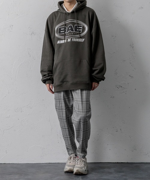 Adoon plain(アドーンプレーン)の「【Adoon plain】サガラ刺繍ロゴパーカー(パーカー・メンズ・チャコールグレー/グリーン/マスタード・MEDIUM/LARGE)」の20枚目の写真