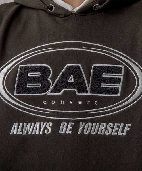 Adoon plain(アドーンプレーン)の「【Adoon plain】サガラ刺繍ロゴパーカー(パーカー・メンズ・チャコールグレー/グリーン/マスタード・MEDIUM/LARGE)」の14枚目の写真