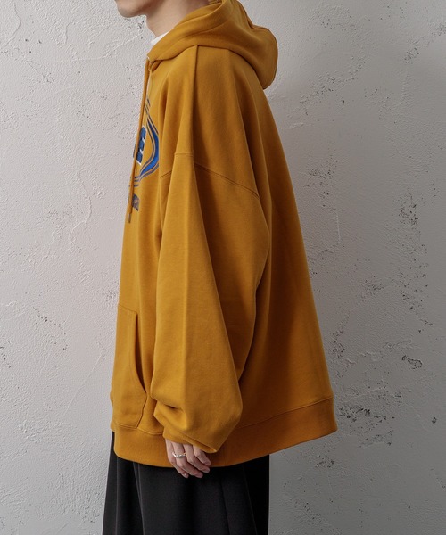 Adoon plain(アドーンプレーン)の「【Adoon plain】サガラ刺繍ロゴパーカー(パーカー・メンズ・チャコールグレー/グリーン/マスタード・MEDIUM/LARGE)」の12枚目の写真