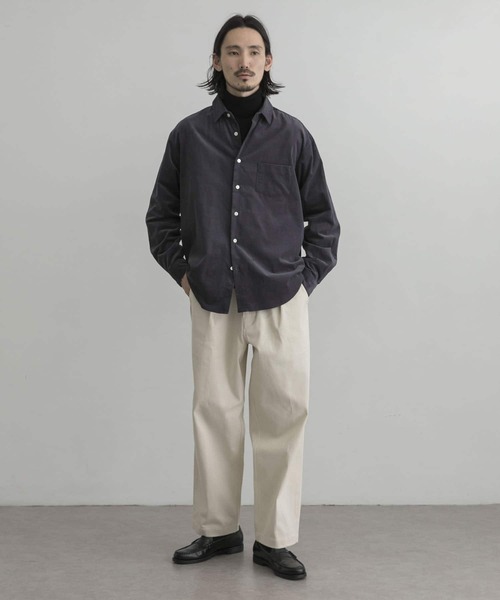 URBAN RESEARCH（アーバンリサーチ）の「JAPAN made ライトコーデュロイシャツ（シャツ/ブラウス・メンズ・チャコールグレー/ブラウン/グリーン系その他/ライトベージュ・MEDIUM/LARGE/X-LARGE）」の16枚目の写真