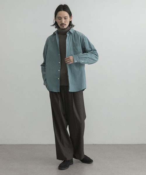 URBAN RESEARCH（アーバンリサーチ）の「JAPAN made ライトコーデュロイシャツ（シャツ/ブラウス・メンズ・チャコールグレー/ブラウン/グリーン系その他/ライトベージュ・MEDIUM/LARGE/X-LARGE）」の20枚目の写真