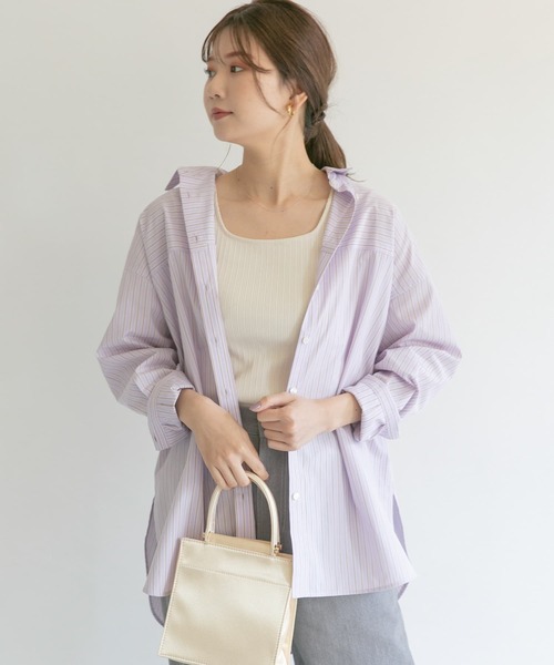 URBAN RESEARCH ROSSO WOMEN（アーバンリサーチ　ロッソ）の「オーバーサイズバックタックシャツ（シャツ/ブラウス・レディース・オフホワイト/ブルー系その他/ストライプ・FREE）」の12枚目の写真