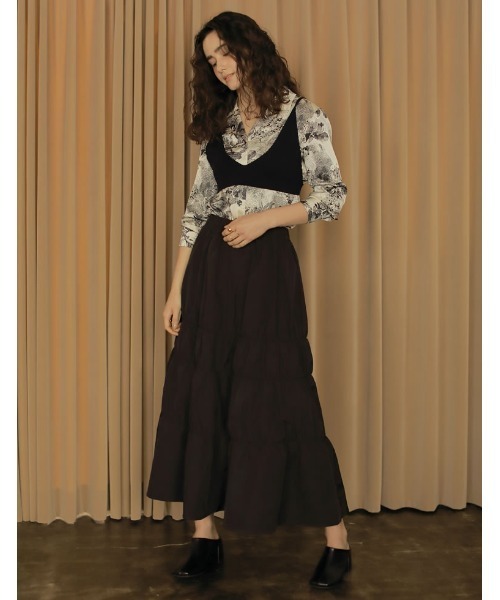 Re:EDIT（リエディ）の「[低身長サイズ有]タフタギャザーティアードロングスカート（スカート・レディース・ブラック/アイボリー/ブルー/オレンジ・MEDIUM/SHORT/LARGE）」の7枚目の写真