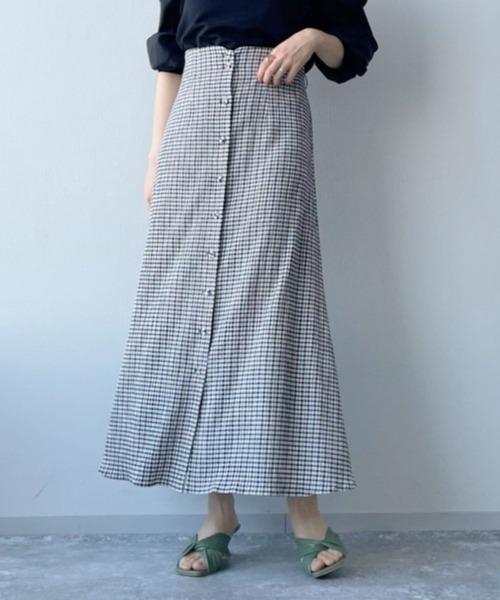 mysty woman(ミスティウーマン)の「楊柳ギンガムフレアスカート 275148(スカート・レディース・ブラック/ベージュ/グリーン・FREE)」の2枚目の写真