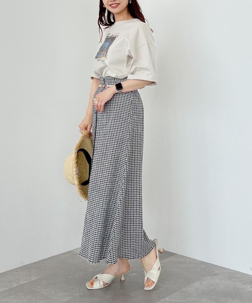 mysty woman(ミスティウーマン)の「楊柳ギンガムフレアスカート 275148(スカート・レディース・ブラック/ベージュ/グリーン・FREE)」の19枚目の写真