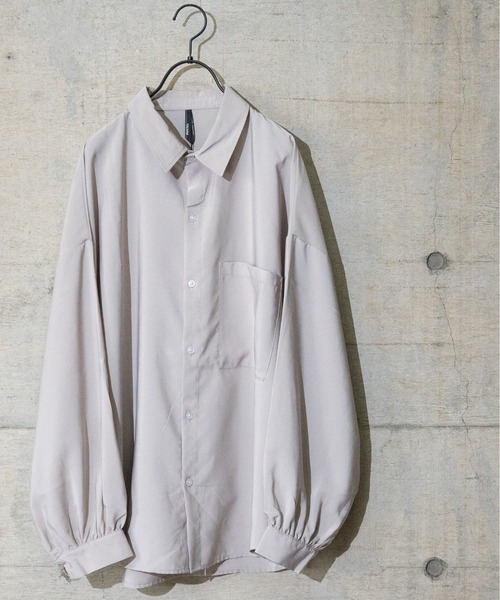 JOHN'S CLOSET（ジョンズクローゼット）の「【i】ポリ無地バルーンスリーブシャツ（シャツ/ブラウス・メンズ・モカ/グリーン/グレイッシュブルー/ホワイト/グレイッシュベージュ/ブラック・LARGE/MEDIUM/X-LARGE）」の4枚目の写真