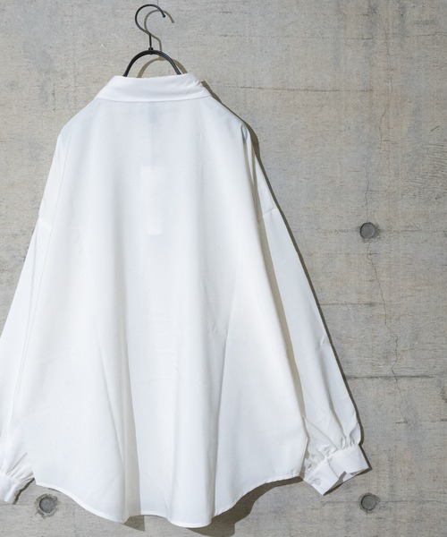 JOHN'S CLOSET（ジョンズクローゼット）の「【i】ポリ無地バルーンスリーブシャツ（シャツ/ブラウス・メンズ・モカ/グリーン/グレイッシュブルー/ホワイト/グレイッシュベージュ/ブラック・LARGE/MEDIUM/X-LARGE）」の9枚目の写真