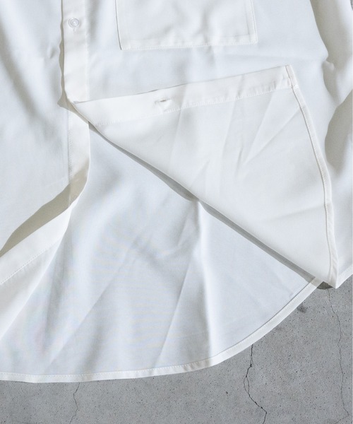 JOHN'S CLOSET（ジョンズクローゼット）の「【i】ポリ無地バルーンスリーブシャツ（シャツ/ブラウス・メンズ・モカ/グリーン/グレイッシュブルー/ホワイト/グレイッシュベージュ/ブラック・LARGE/MEDIUM/X-LARGE）」の11枚目の写真