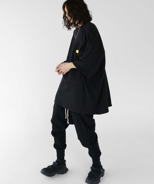 minsobi（ミンソビ）の「2ポケットビッグＴ（Tシャツ/カットソー・メンズ・ホワイト/ブラック・FREE）」の16枚目の写真