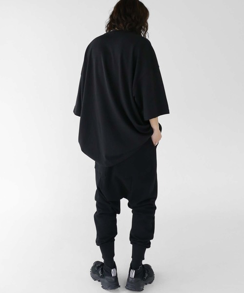 minsobi（ミンソビ）の「2ポケットビッグＴ（Tシャツ/カットソー・メンズ・ホワイト/ブラック・FREE）」の4枚目の写真