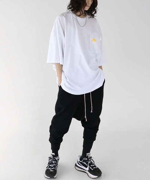 minsobi（ミンソビ）の「2ポケットビッグＴ（Tシャツ/カットソー・メンズ・ホワイト/ブラック・FREE）」の13枚目の写真