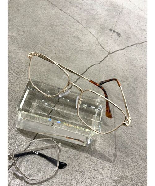 EMODA(エモダ)の「スクエアレンズアイウェア(メガネ・レディース・ブラック/ブラウン・FREE)」の1枚目の写真