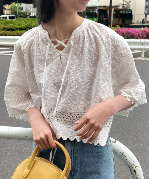 archives（アルシーヴ）の「【setup対応】カットワークレースフレアブラウス（シャツ/ブラウス・レディース・ブラック/オフホワイト・MEDIUM）」の8枚目の写真