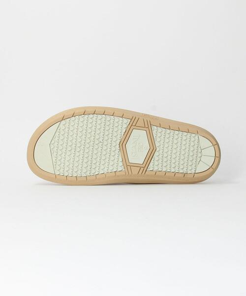 BEAUTY&YOUTH UNITED ARROWS（ビューティーアンドユースユナイテッドアローズ）の「＜ISLAND SLIPPER＞ CROSS TNG SNDL ULTRA-SUEDE/サンダル（その他シューズ・メンズ・ブラック/ベージュ・10/9/8）」の4枚目の写真