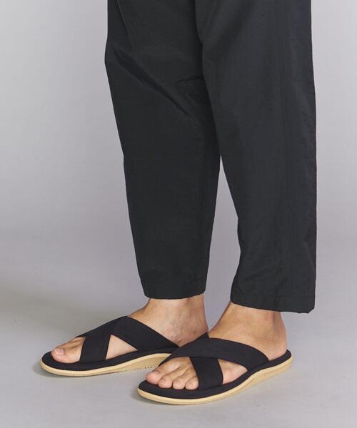 BEAUTY&YOUTH UNITED ARROWS（ビューティーアンドユースユナイテッドアローズ）の「＜ISLAND SLIPPER＞ CROSS TNG SNDL ULTRA-SUEDE/サンダル（その他シューズ・メンズ・ブラック/ベージュ・10/9/8）」の9枚目の写真
