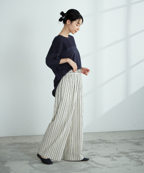 ONIGIRI(オニギリ)の「ストライプワイドパンツ(その他パンツ・レディース・ベージュ/ネイビー・LARGE/SMALL/MEDIUM)」の8枚目の写真