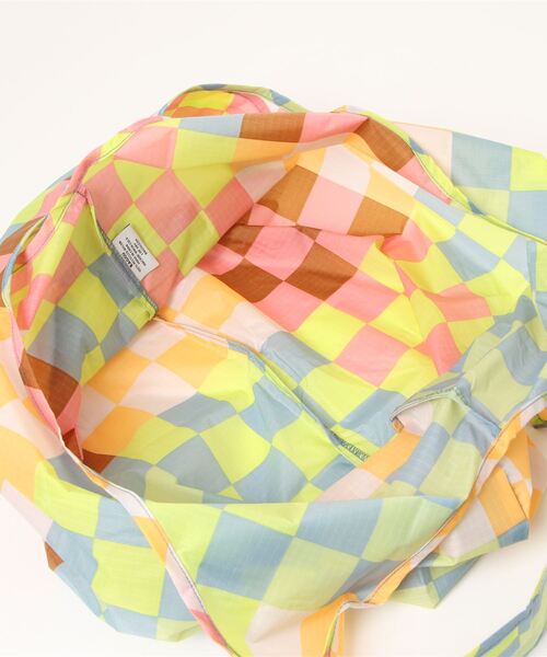 U by SPICK&SPAN（ユーバイスピックアンドスパン）の「【BAGGU/バグゥ】STANDARD BAGGU 100% Recycled（ショルダーバッグ・レディース・ライトグリーン/その他・FREE）」の19枚目の写真