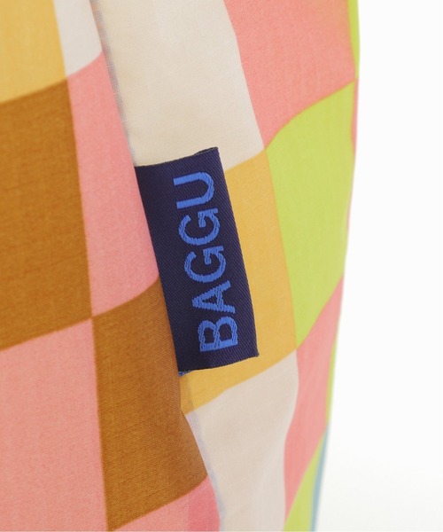 U by SPICK&SPAN（ユーバイスピックアンドスパン）の「【BAGGU/バグゥ】STANDARD BAGGU 100% Recycled（ショルダーバッグ・レディース・ライトグリーン/その他・FREE）」の11枚目の写真