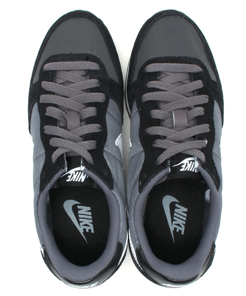 NIKE SPORTSWEAR（ナイキスポーツウェアー）の「ウィメンズ ナイキ ジニコ NIKE WMNS GENICCO 644451-013/018/417（スニーカー・レディース・グレー/ダークグレー/ライトブルー・24.5cm/23cm/24cm/23.5cm）」の12枚目の写真