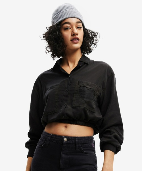 Desigual(デシグアル)の「Heart cutout shirt jacket / ハートカットアウトシャツジャケット(シャツ/ブラウス・レディース・ブラック/グリーン・S/M/L)」の5枚目の写真