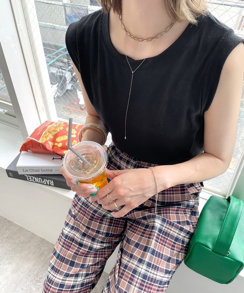 reca（レカ）の「リネンミックスノースリーブTシャツ（Tシャツ/カットソー・レディース・ブラック/オフホワイト/オレンジ/ブルー/グリーン/グレイッシュベージュ・FREE）」の14枚目の写真