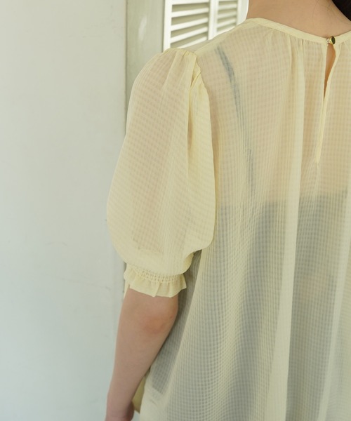 TINA：JOJUN（ティーナジョジュン）の「ギンガムチェック柄 シアーブラウス TINA：JOJUN（シャツ/ブラウス・レディース・グレー/イエロー・M）」の13枚目の写真