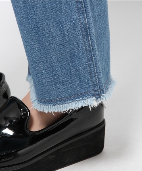 Kastane（カスタネ）の「【Kastane】断ち切りデニムサロペット（サロペット/オーバーオール・レディース・インディゴブルー/ブルー・2/1）」の7枚目の写真